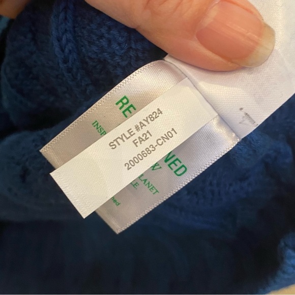 NWT~J. CREW Women Blue Cable Knit Sweater Size XS - Picture 9 of 9